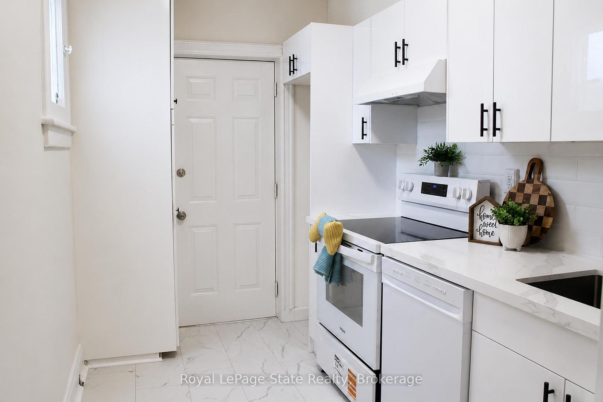 Photo 12 of Unit 1, 56 Wentworth Street, Hamilton, Landsdale — HOMEH