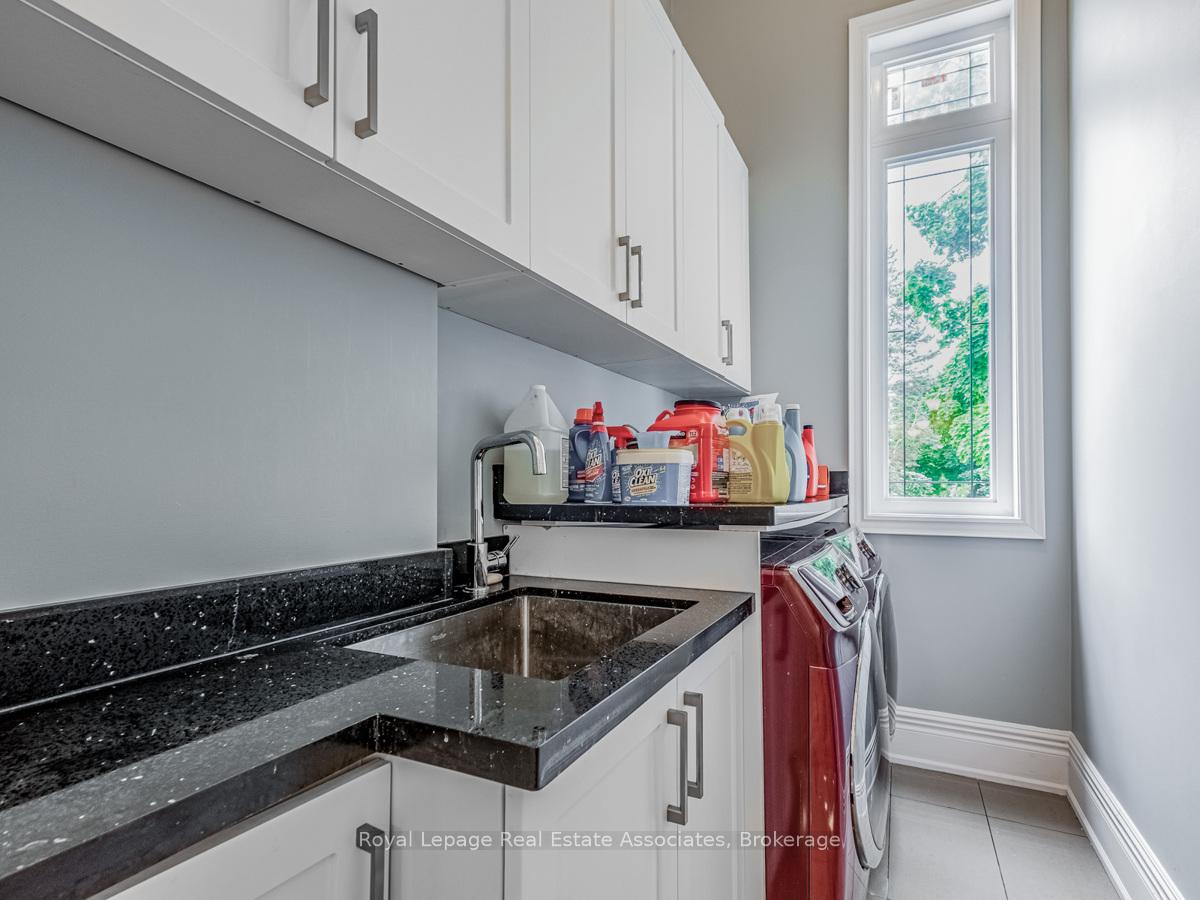 Photo 22 of 96 Elmcrest Road, Etobicoke, Eringate-Centennial-West Deane — HOMEH