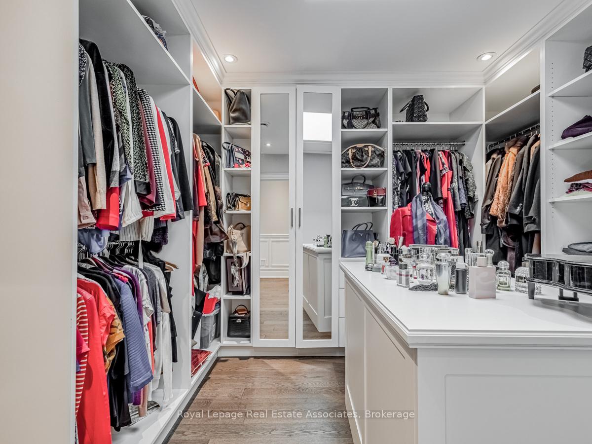Photo 28 of 96 Elmcrest Road, Etobicoke, Eringate-Centennial-West Deane — HOMEH
