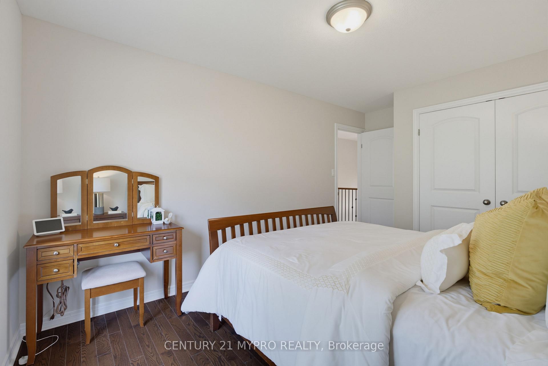 Photo 31 of 223 Elderberry Avenue, London, North B — HOMEH