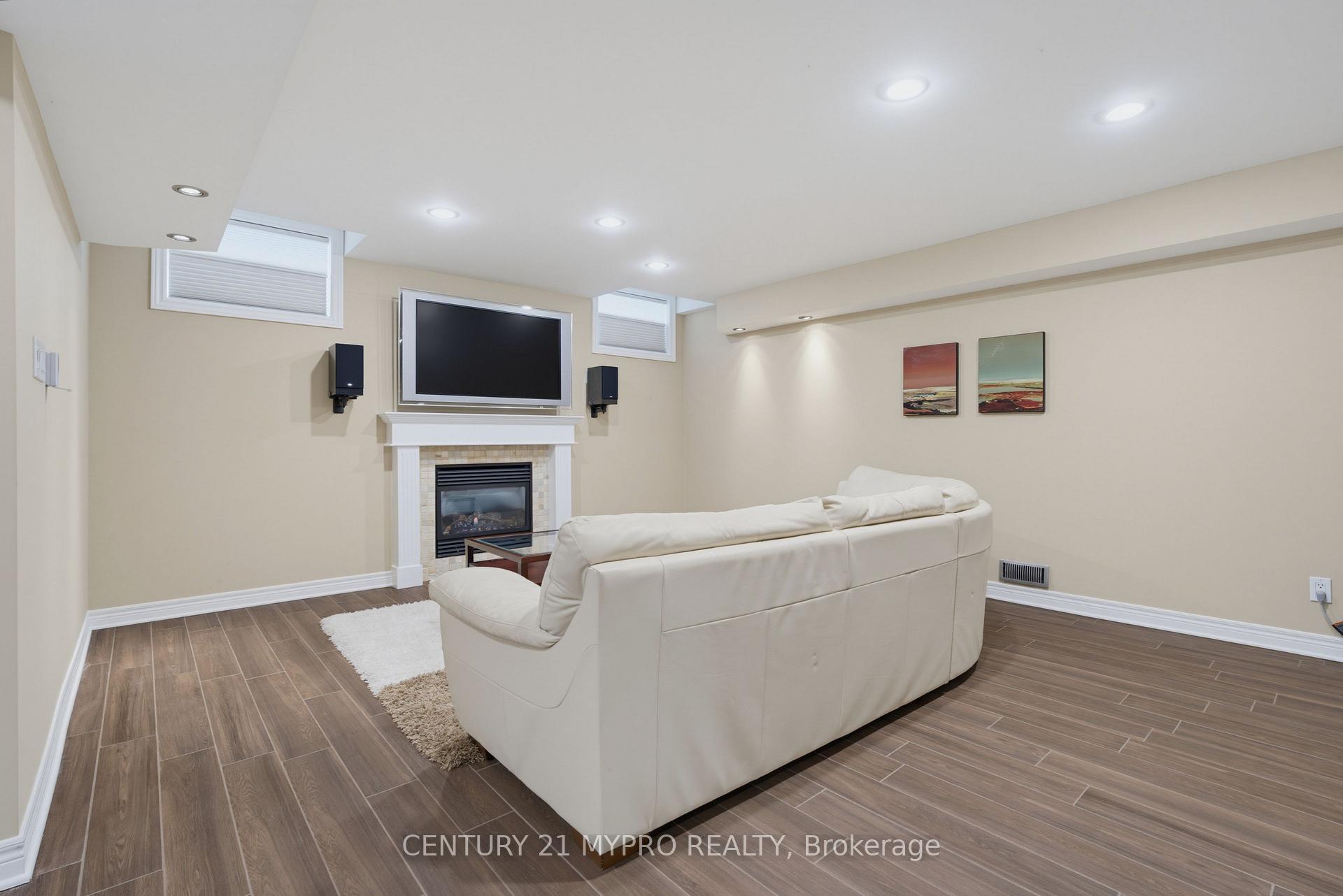 Photo 39 of 223 Elderberry Avenue, London, North B — HOMEH