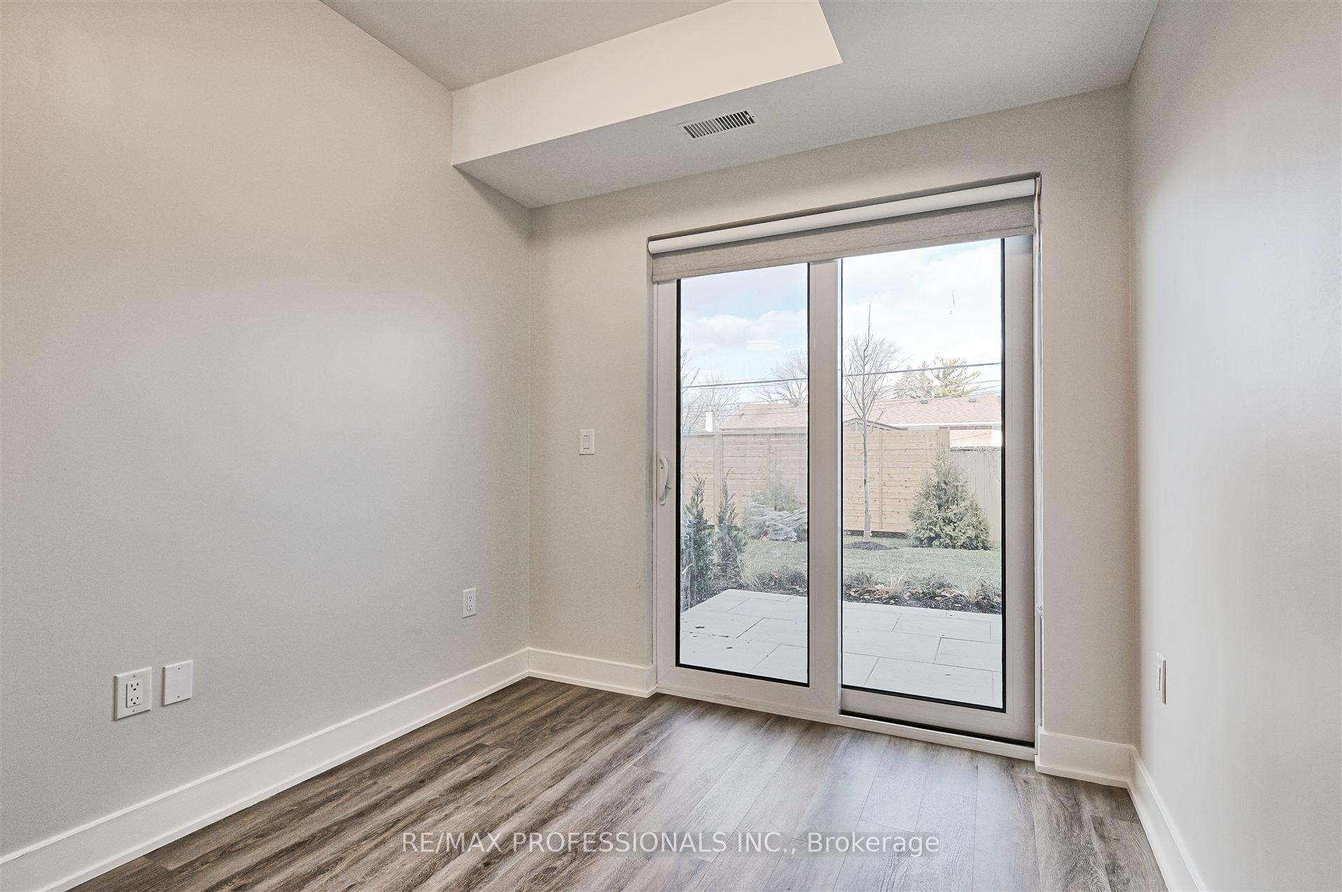 Photo 10 of Unit 113, 62 Dixfield Drive, Etobicoke, Eringate-Centennial-West Deane — HOMEH