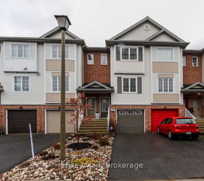 Photo 1 of Unit 1, 25 Manhattan Crescent, Ottawa, Central Park — HOMEH