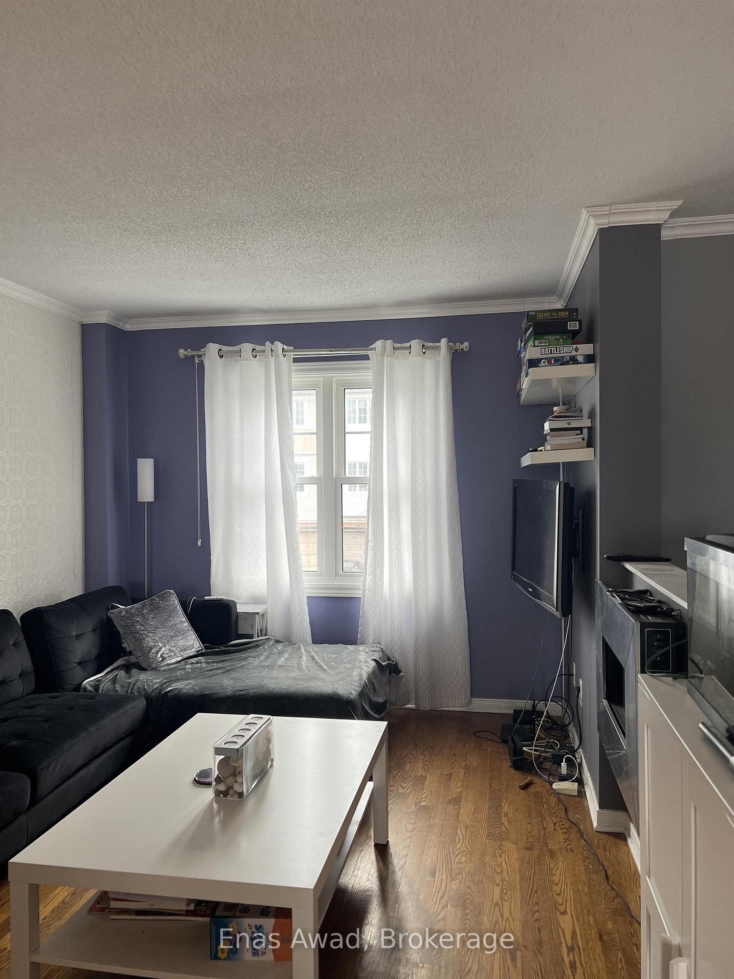 Photo 2 of Unit 1, 25 Manhattan Crescent, Ottawa, Central Park — HOMEH