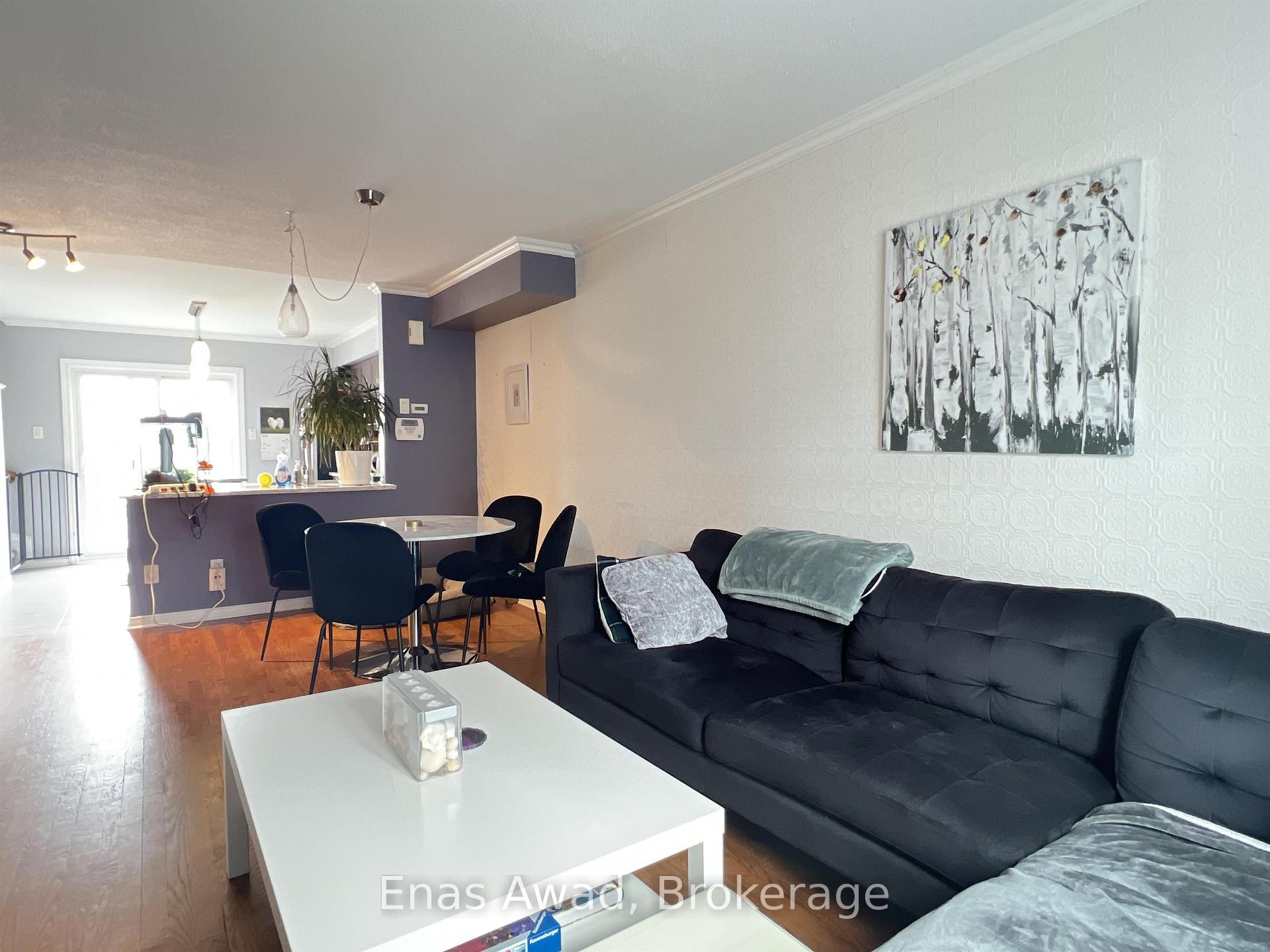 Photo 4 of Unit 1, 25 Manhattan Crescent, Ottawa, Central Park — HOMEH
