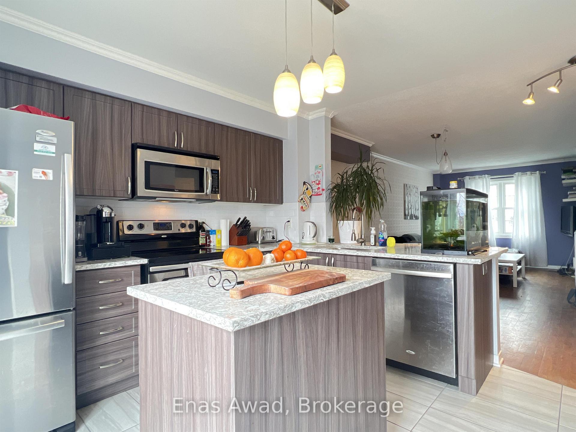 Photo 6 of Unit 1, 25 Manhattan Crescent, Ottawa, Central Park — HOMEH