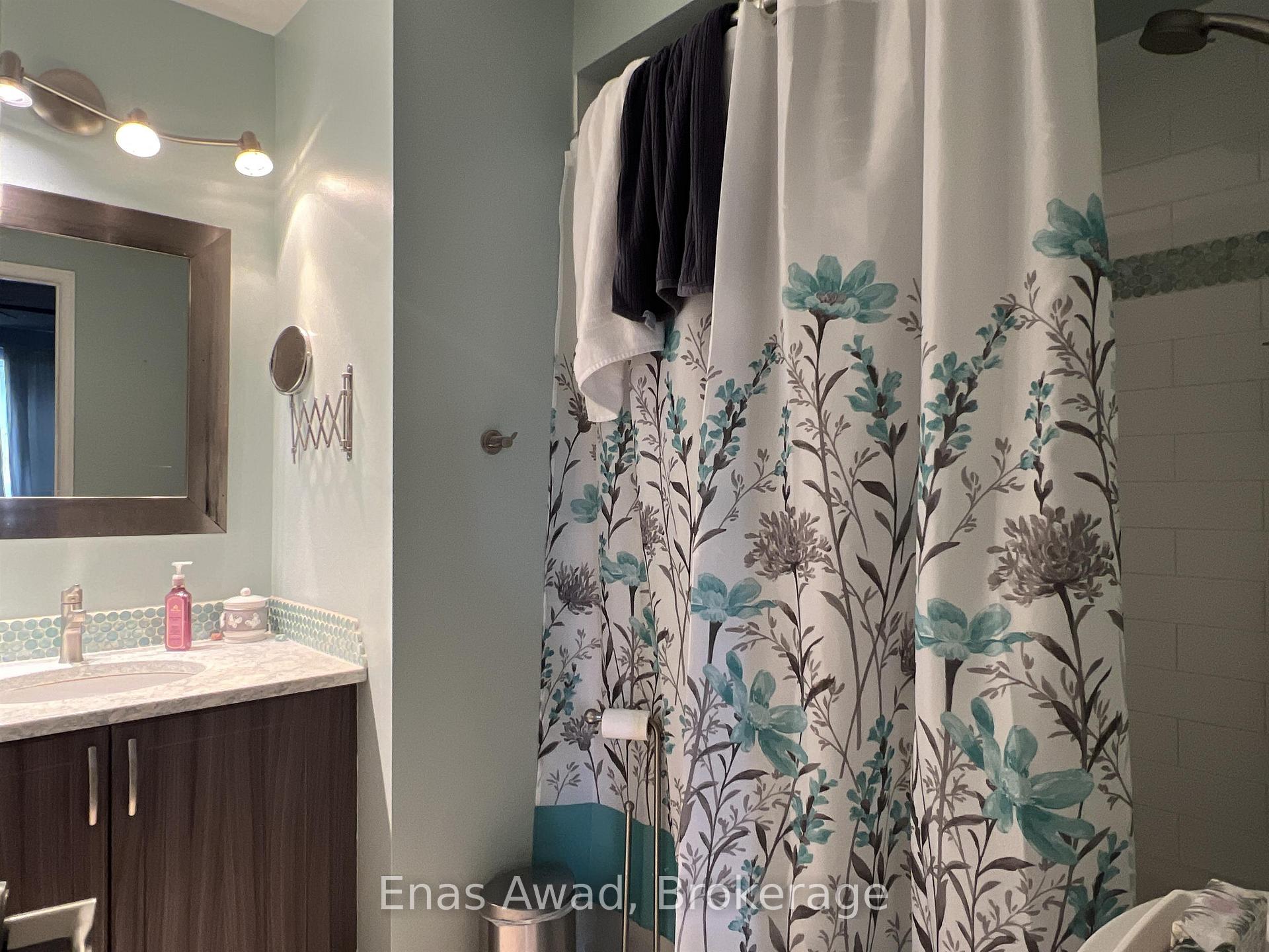 Photo 9 of Unit 1, 25 Manhattan Crescent, Ottawa, Central Park — HOMEH