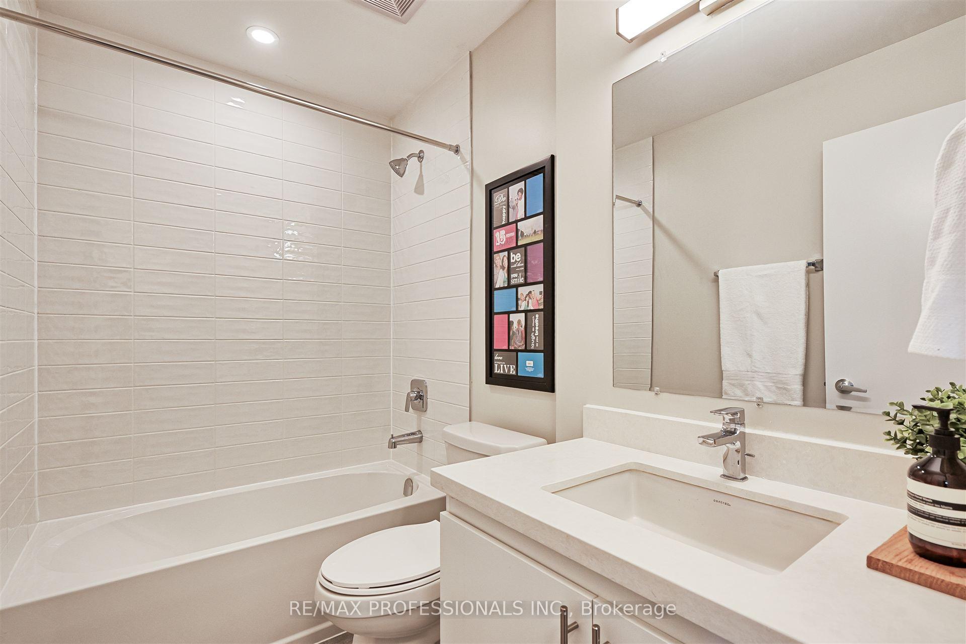 Photo 3 of Unit 124, 62 Dixfield Drive, Etobicoke, Eringate-Centennial-West Deane — HOMEH