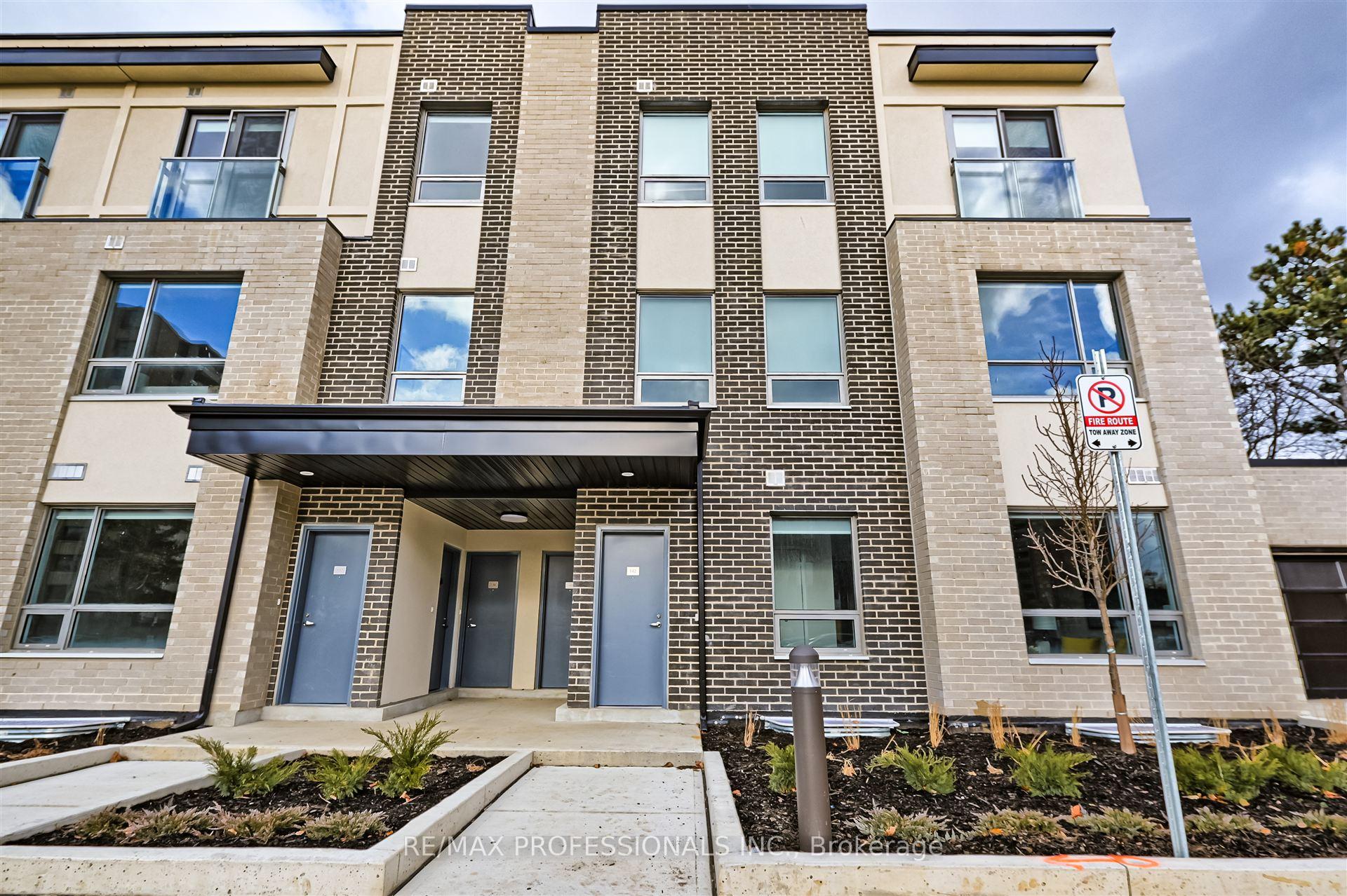 Photo 4 of Unit 124, 62 Dixfield Drive, Etobicoke, Eringate-Centennial-West Deane — HOMEH