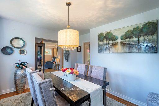 Photo 12 of 38 Abbey Road, Brampton, Brampton East — HOMEH