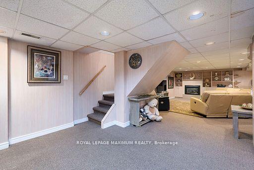 Photo 24 of 38 Abbey Road, Brampton, Brampton East — HOMEH
