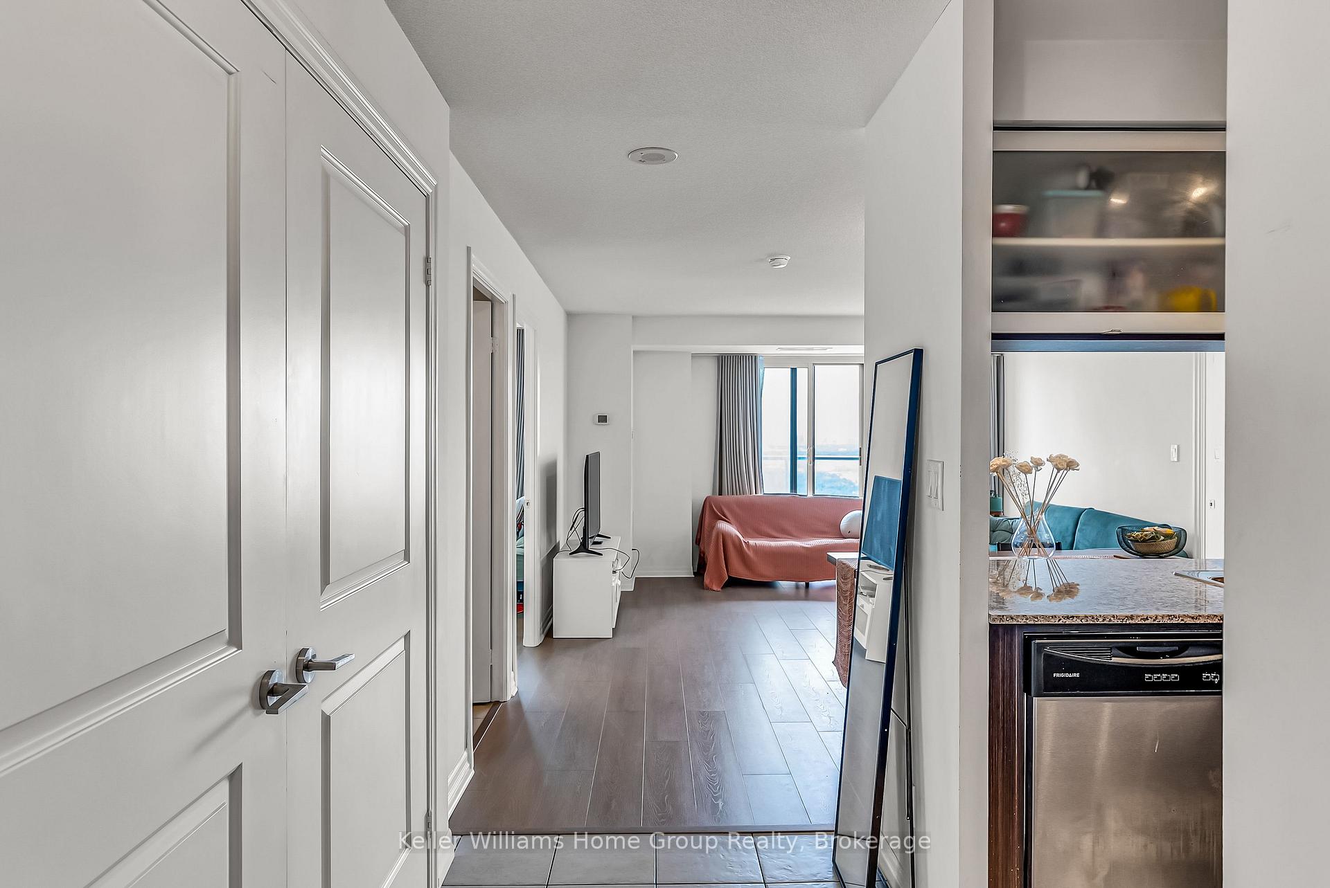 Photo 13 of Unit 3410, 2015 Sheppard Avenue E, North York, Henry Farm — HOMEH