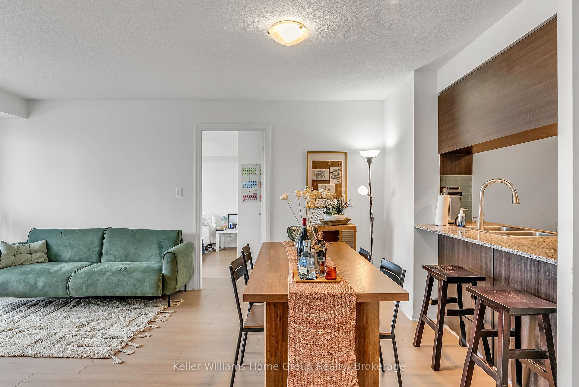 Photo 18 of Unit 3410, 2015 Sheppard Avenue E, North York, Henry Farm — HOMEH