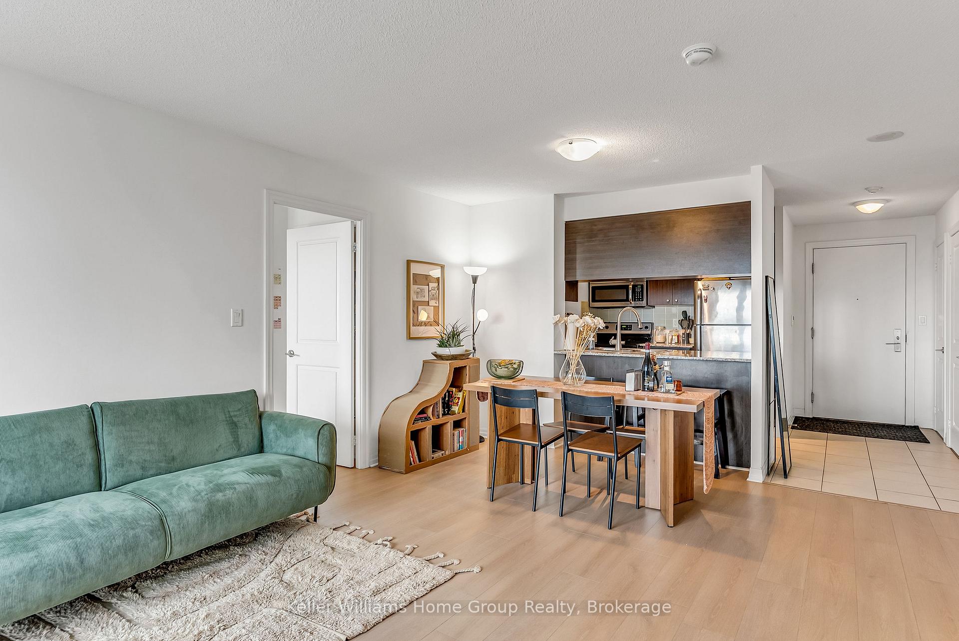Photo 19 of Unit 3410, 2015 Sheppard Avenue E, North York, Henry Farm — HOMEH