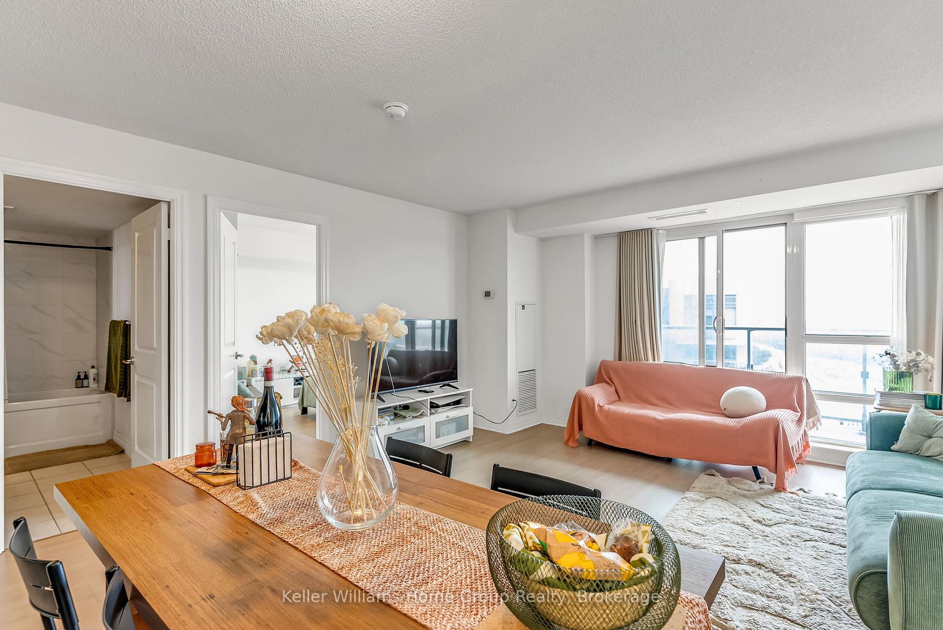 Photo 21 of Unit 3410, 2015 Sheppard Avenue E, North York, Henry Farm — HOMEH