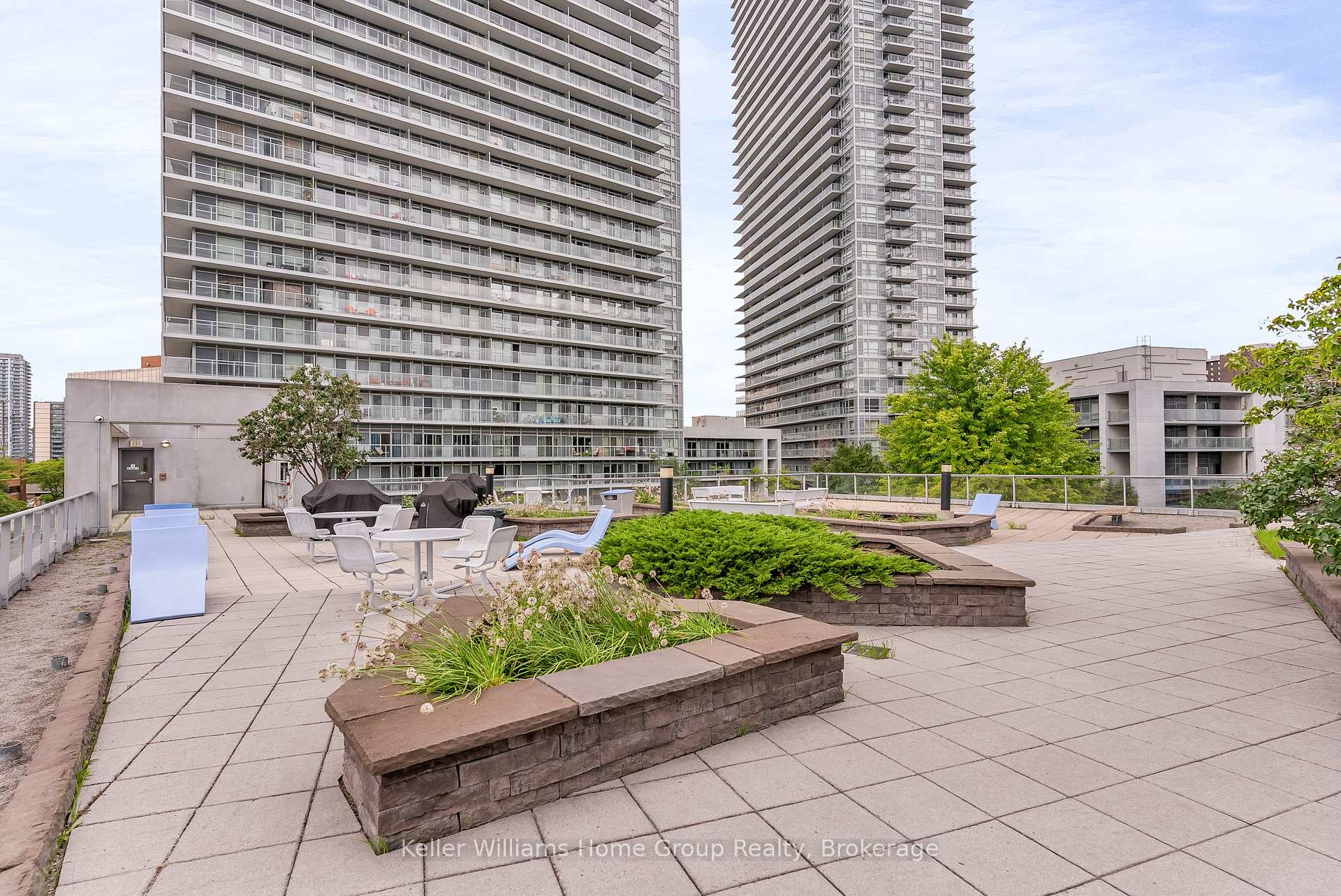 Photo 37 of Unit 3410, 2015 Sheppard Avenue E, North York, Henry Farm — HOMEH