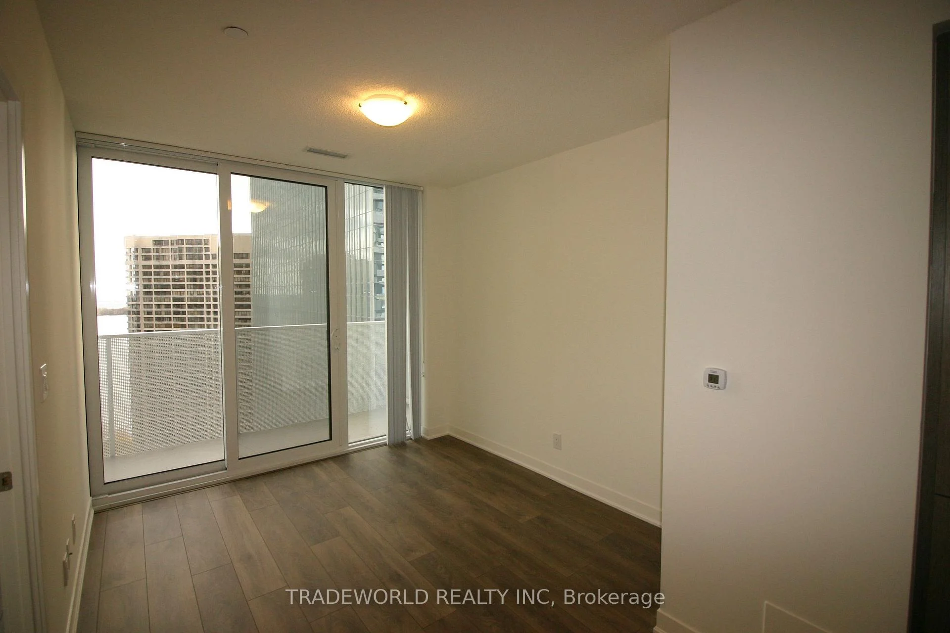 Photo 4 of Unit 2908, 88 Harbour Street, Toronto, Waterfront Communities — HOMEH