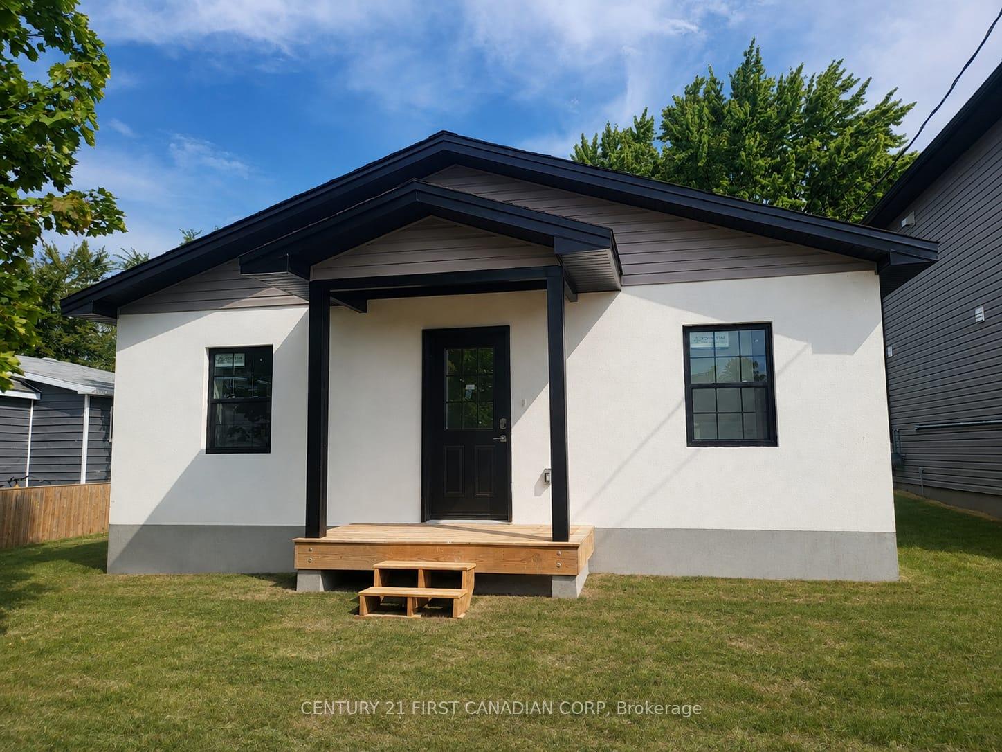 Photo 1 of 2388 Boswell Street, St. Clair — HOMEH