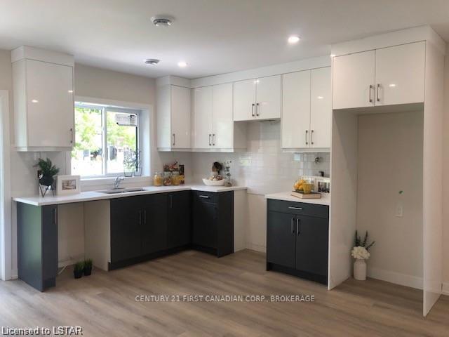 Photo 5 of 2388 Boswell Street, St. Clair — HOMEH