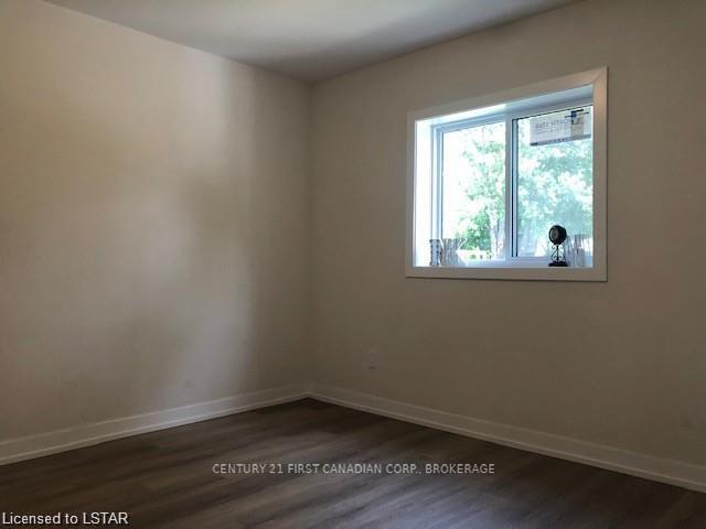 Photo 12 of 2388 Boswell Street, St. Clair — HOMEH