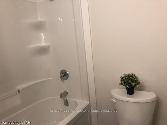 Photo 13 of 2388 Boswell Street, St. Clair — HOMEH