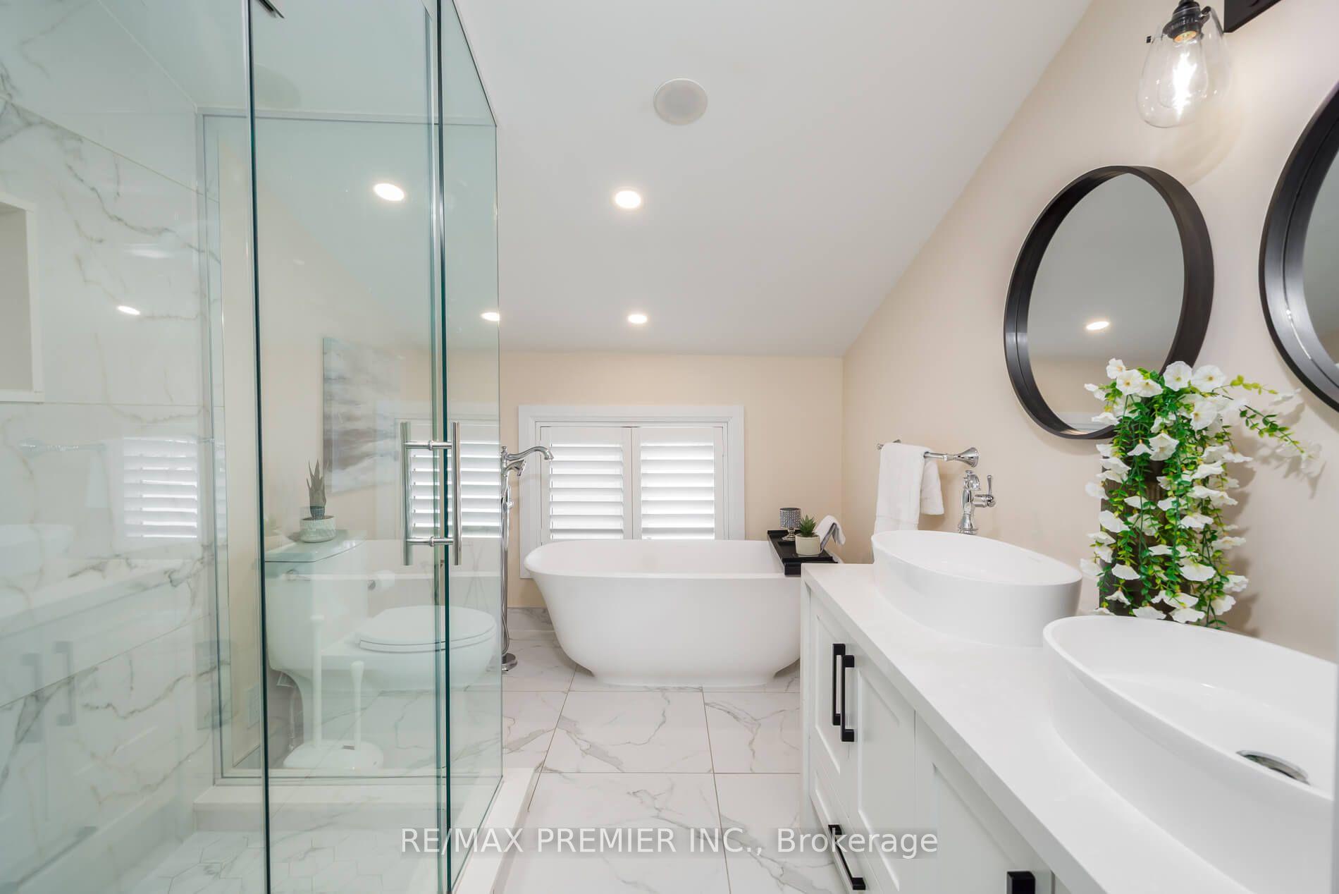 Photo 22 of 21 Elizabeth Street N, Brampton, Downtown Brampton — HOMEH