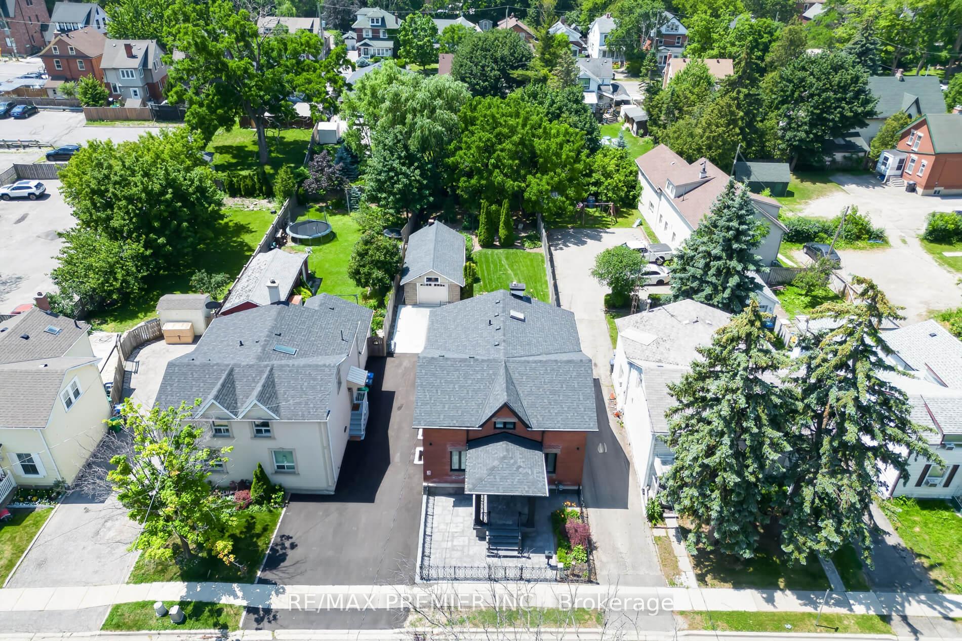 Photo 27 of 21 Elizabeth Street N, Brampton, Downtown Brampton — HOMEH