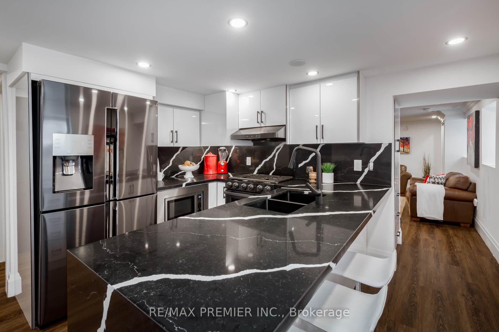 Photo 34 of 21 Elizabeth Street N, Brampton, Downtown Brampton — HOMEH