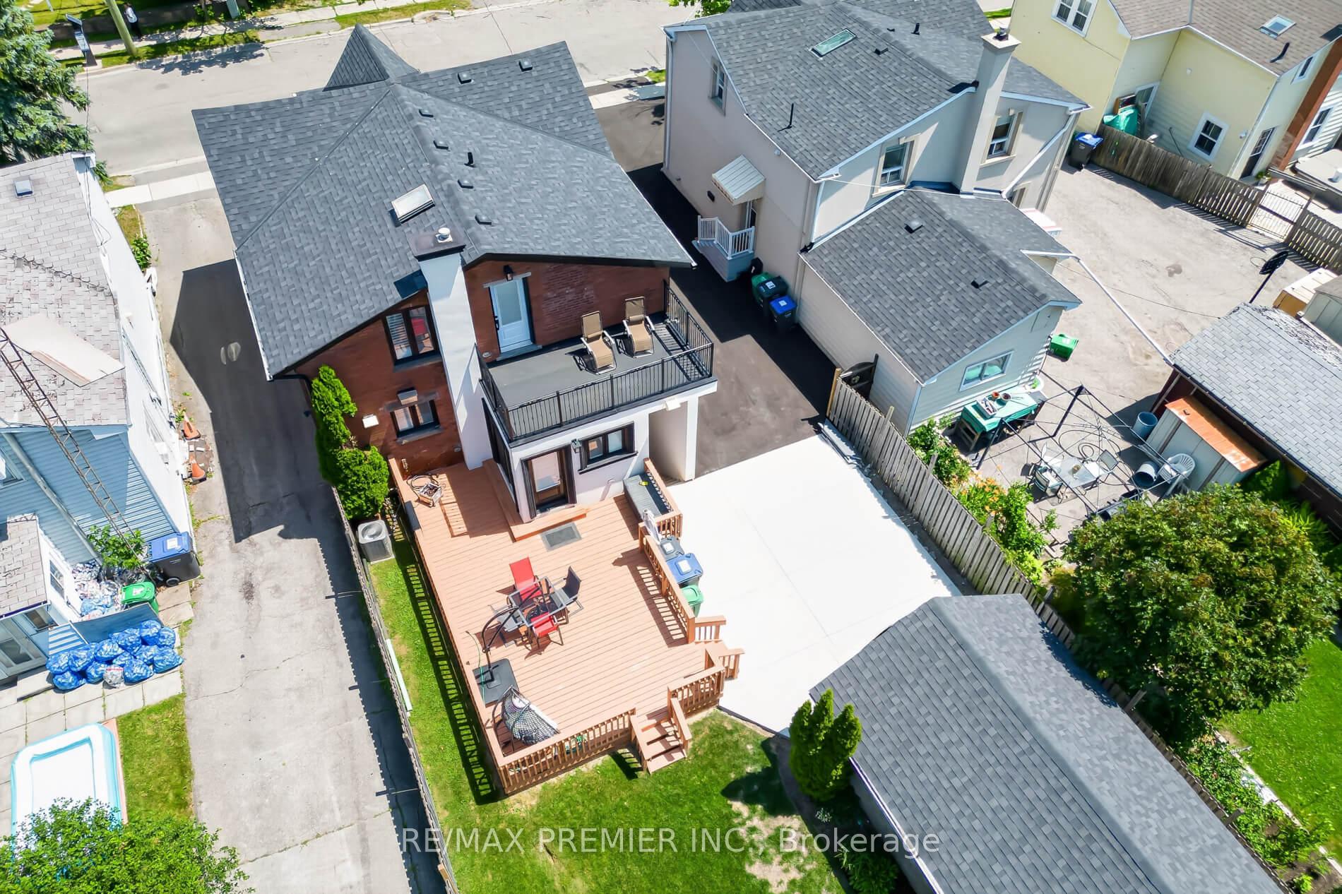 Photo 39 of 21 Elizabeth Street N, Brampton, Downtown Brampton — HOMEH