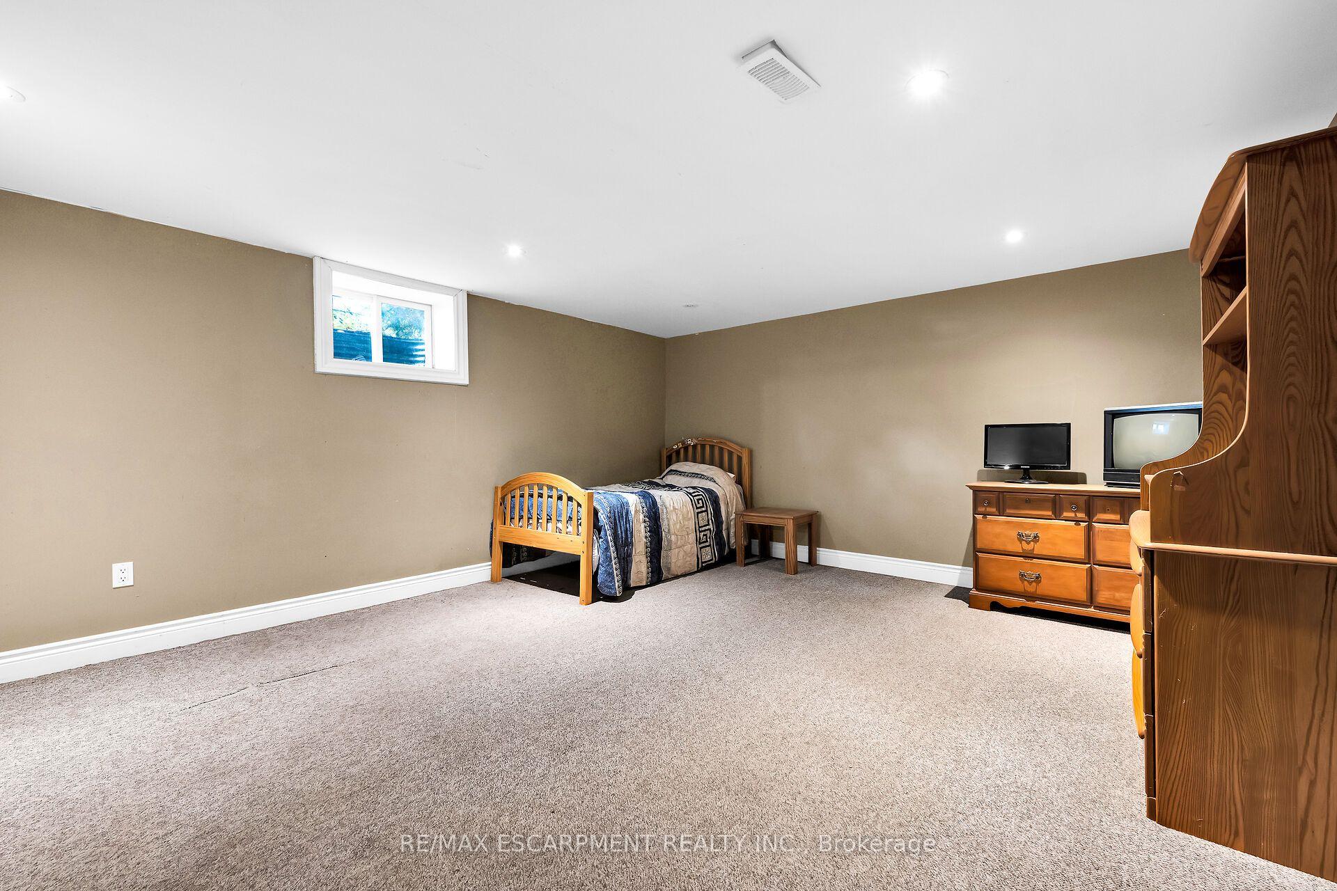 Photo 13 of 757 4TH Line Road, Haldimand — HOMEH