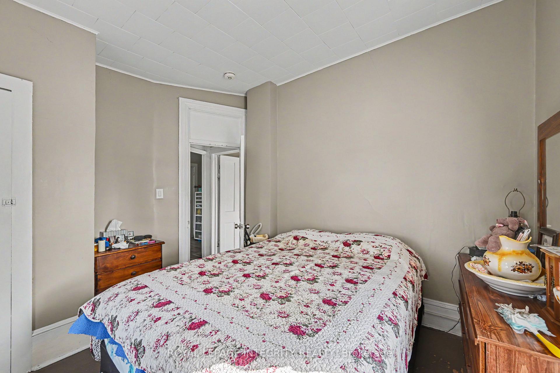 Photo 18 of 48 Elmsley Street S, Smiths Falls, Smiths Falls — HOMEH