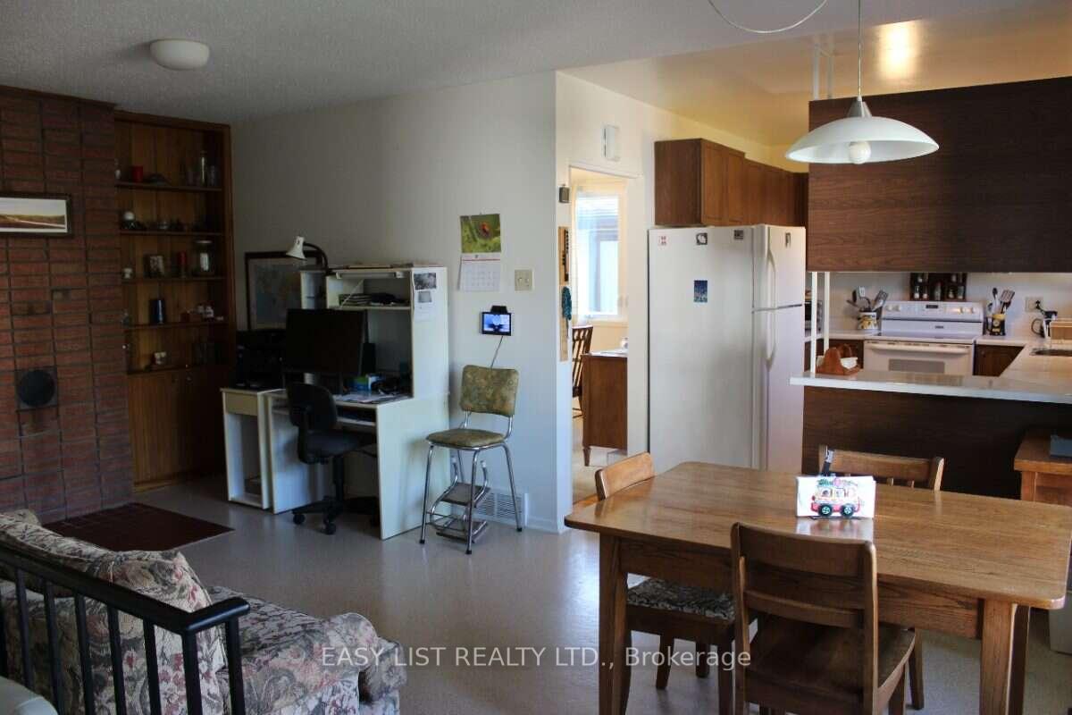 Photo 47 of 2154 Dutton Crescent, Ottawa, Beacon Hill North — HOMEH