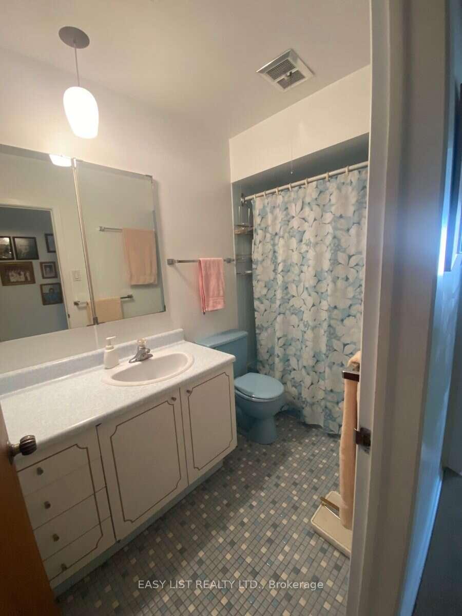 Photo 65 of 2154 Dutton Crescent, Ottawa, Beacon Hill North — HOMEH
