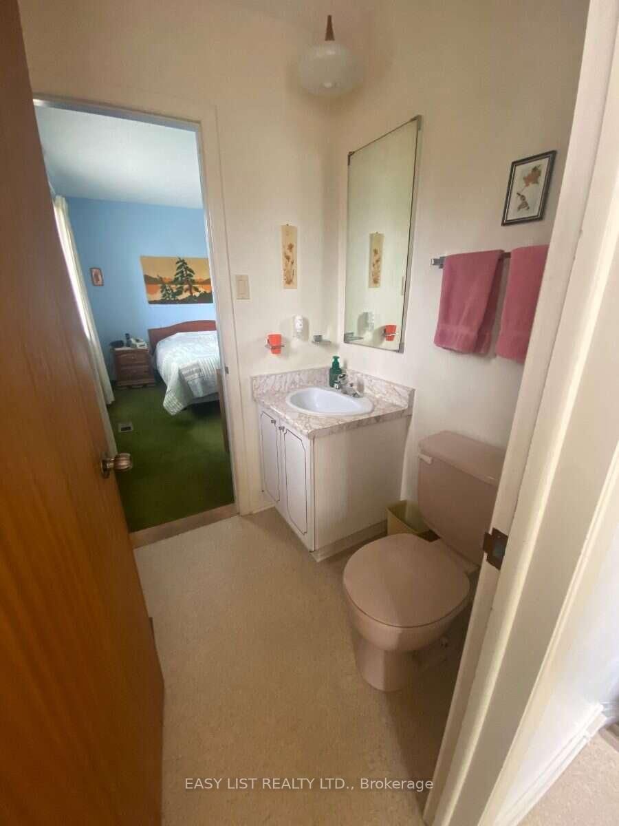 Photo 71 of 2154 Dutton Crescent, Ottawa, Beacon Hill North — HOMEH