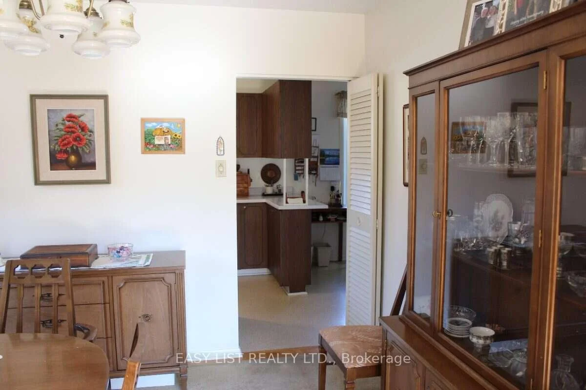 Photo 32 of 2154 Dutton Crescent, Ottawa, Beacon Hill North — HOMEH