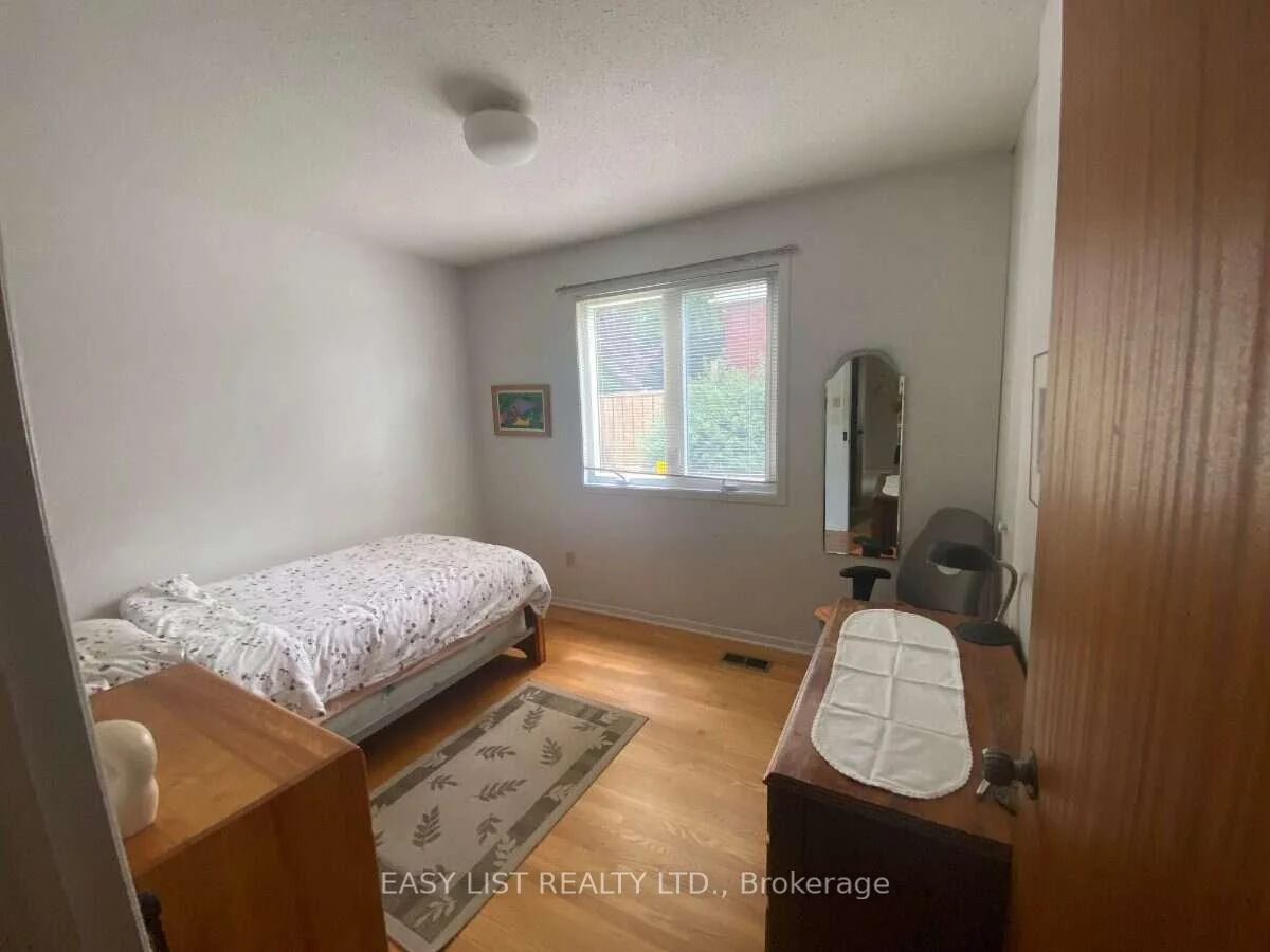 Photo 58 of 2154 Dutton Crescent, Ottawa, Beacon Hill North — HOMEH