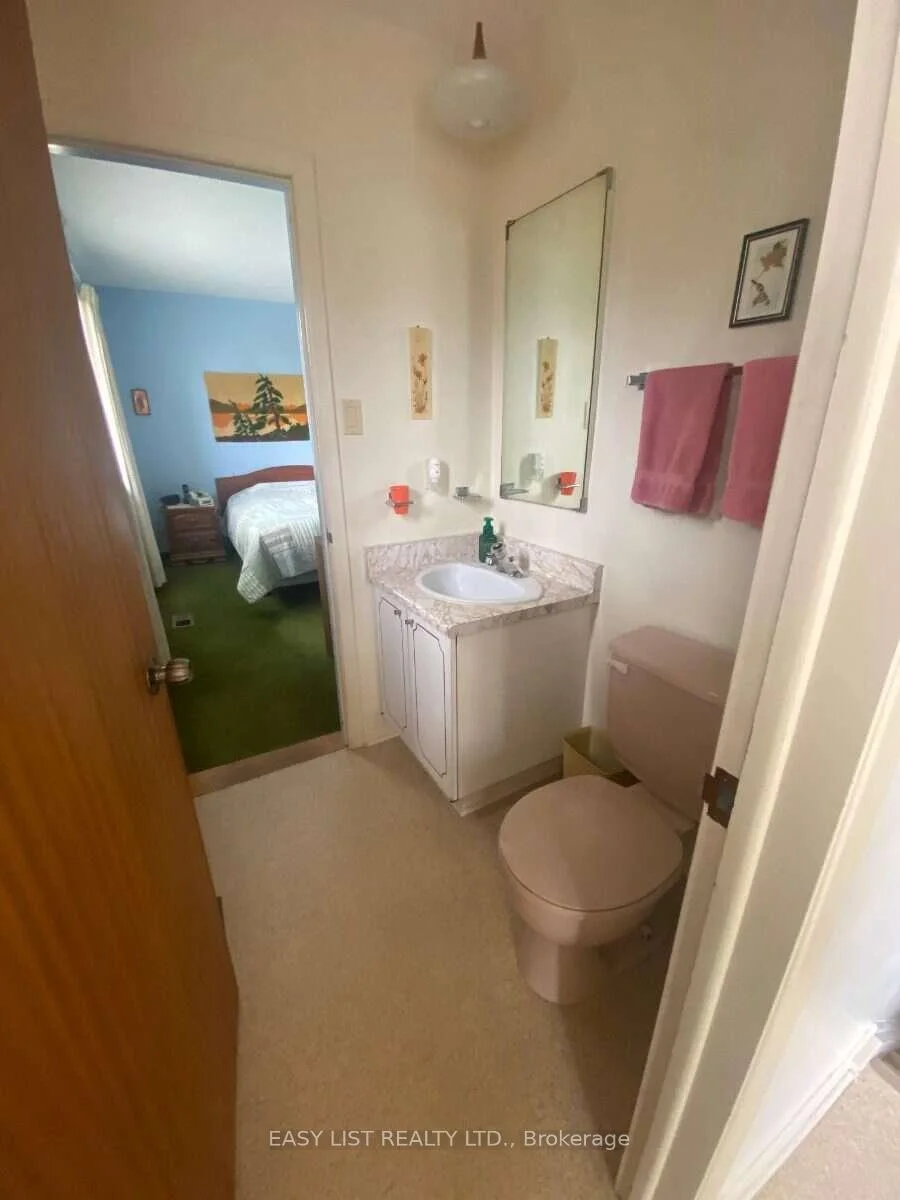 Photo 72 of 2154 Dutton Crescent, Ottawa, Beacon Hill North — HOMEH