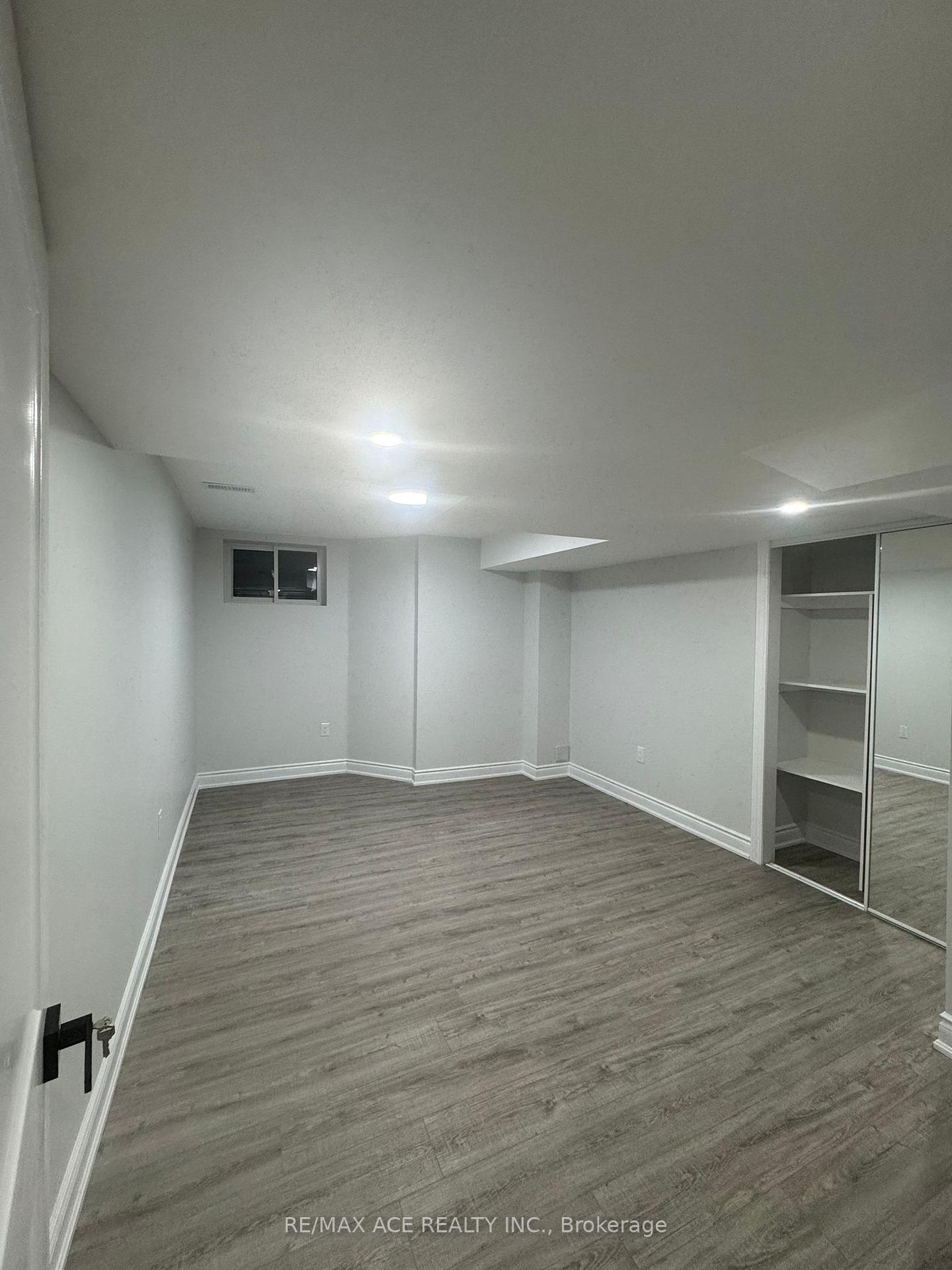 Photo 12 of Unit BSMT, 1555 Dunedin Crescent, Oshawa, Taunton — HOMEH