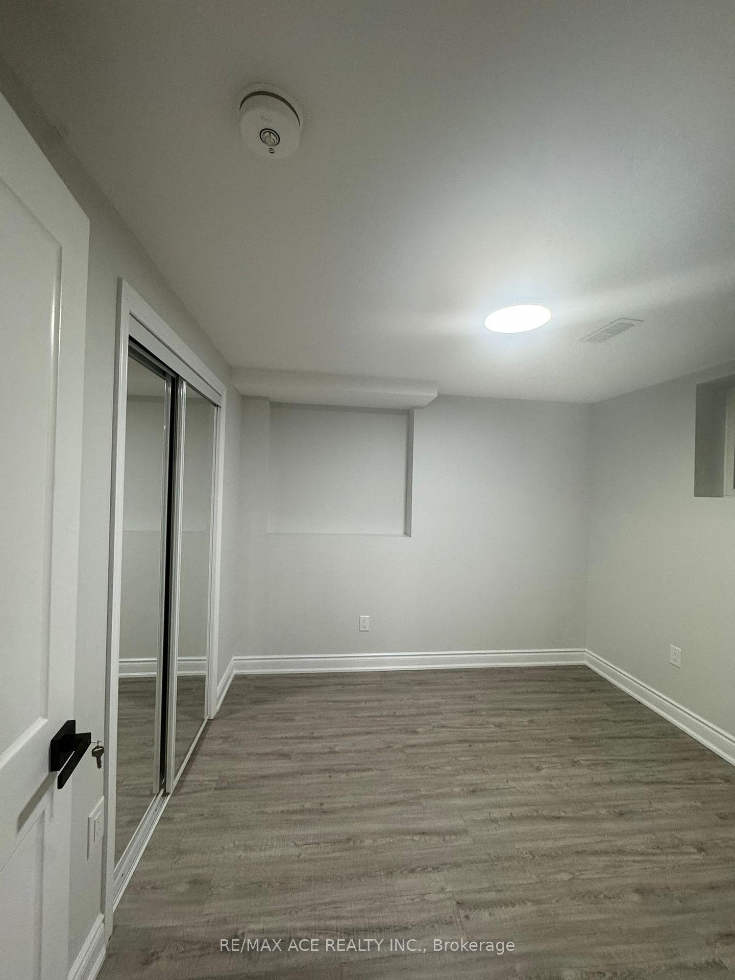 Photo 18 of Unit BSMT, 1555 Dunedin Crescent, Oshawa, Taunton — HOMEH