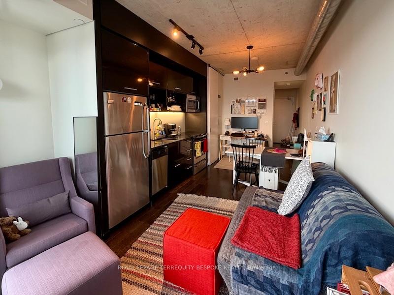 Photo 5 of Unit 1512, 51 Trolley Crescent, Toronto, Moss Park — HOMEH