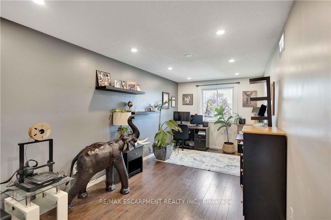 Photo 15 of 26 Scottacres Boulevard, Haldimand — HOMEH