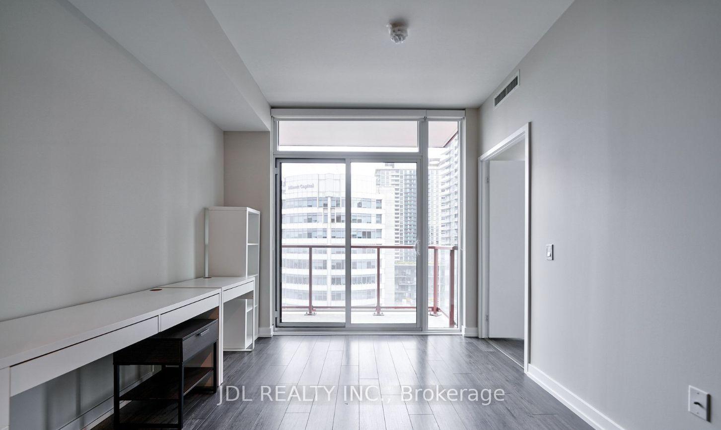Photo 5 of Unit 710, 33 helendale Avenue, Toronto, Yonge-Eglinton — HOMEH