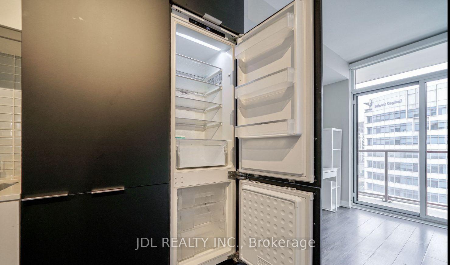 Photo 13 of Unit 710, 33 helendale Avenue, Toronto, Yonge-Eglinton — HOMEH