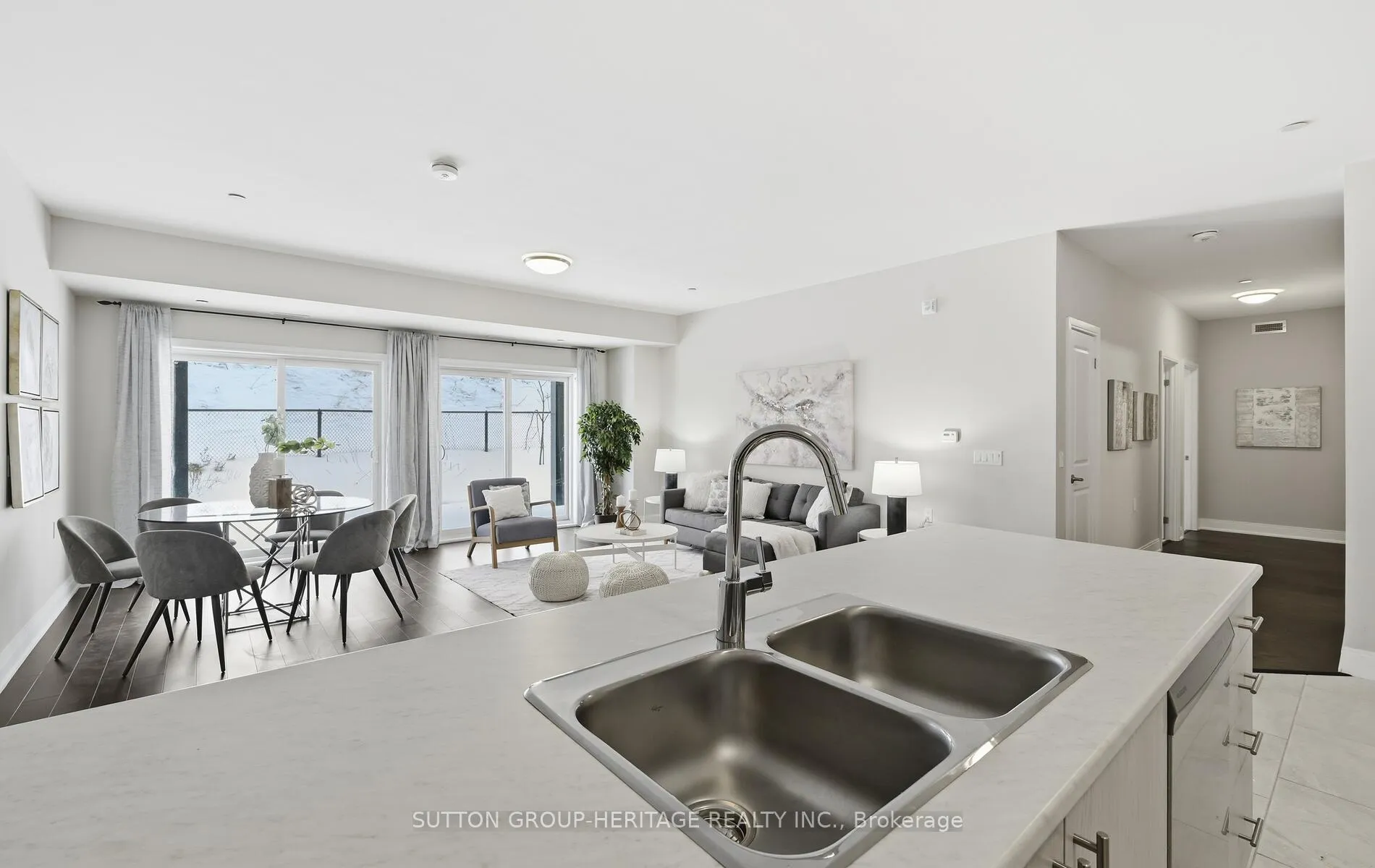 Photo 5 of Unit 102, 344 Florence Drive, Peterborough, Monaghan Ward 2 — HOMEH