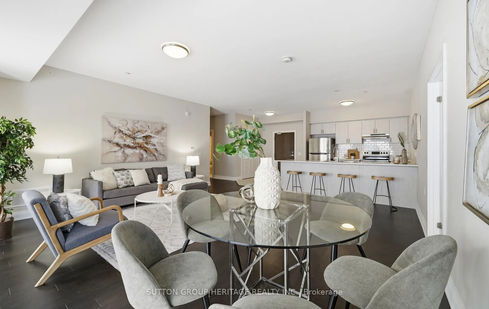 Photo 10 of Unit 102, 344 Florence Drive, Peterborough, Monaghan Ward 2 — HOMEH
