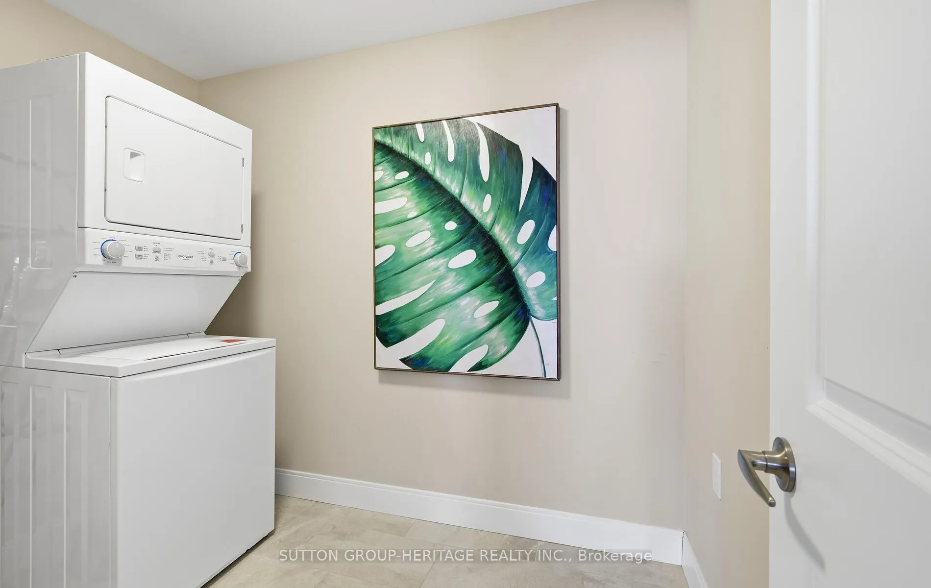 Photo 21 of Unit 102, 344 Florence Drive, Peterborough, Monaghan Ward 2 — HOMEH