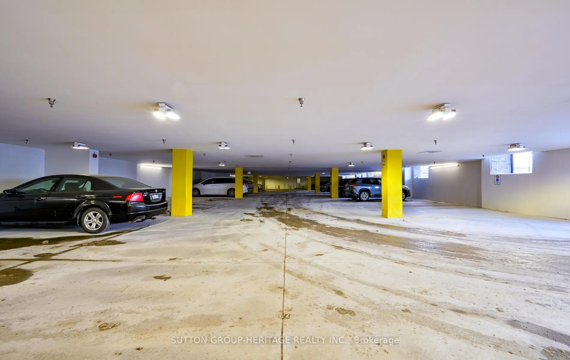 Photo 24 of Unit 102, 344 Florence Drive, Peterborough, Monaghan Ward 2 — HOMEH