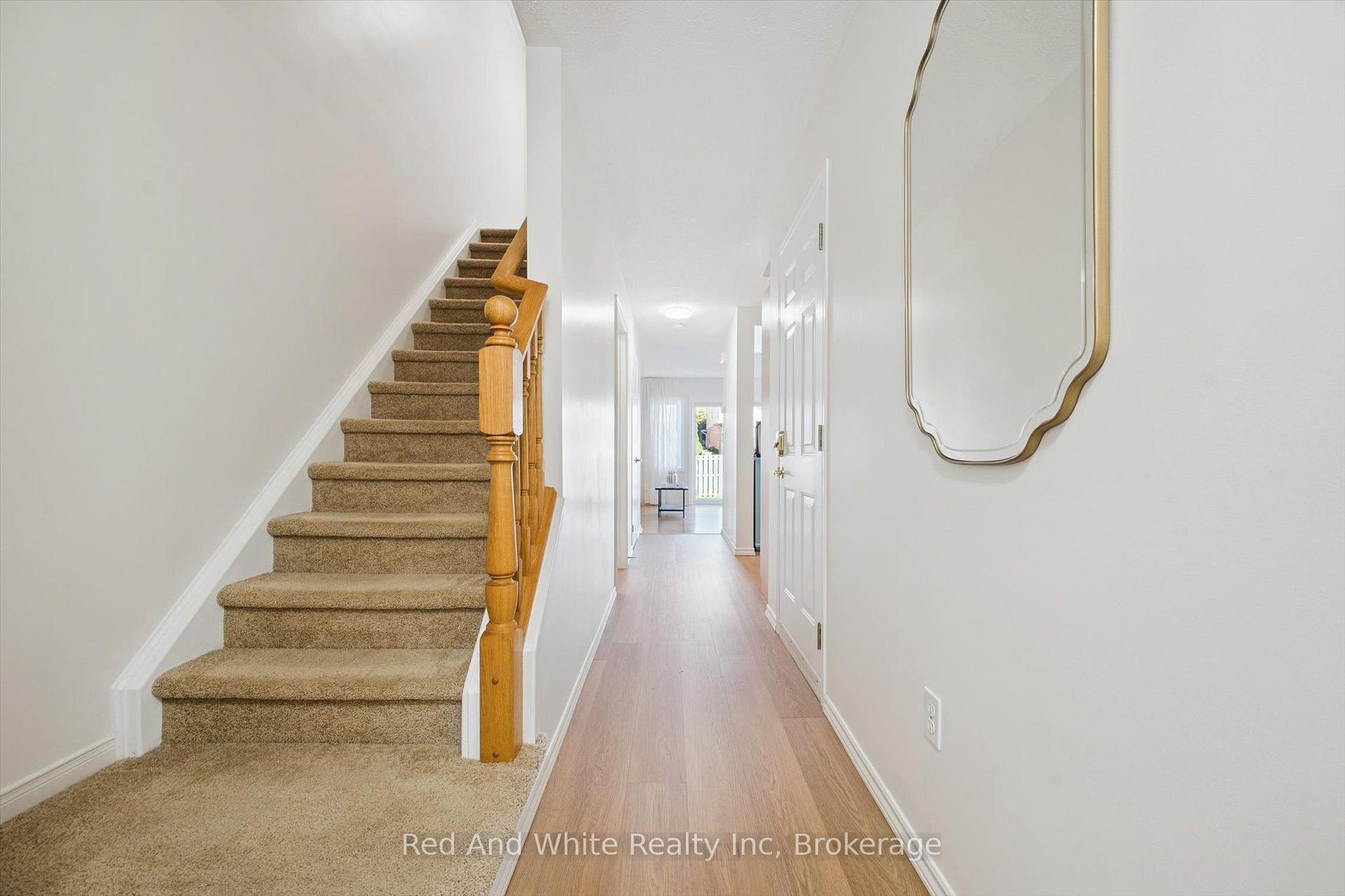 Photo 4 of Unit 3, 151 Clairfields Drive E, Guelph, Pineridge/Westminster Woods — HOMEH