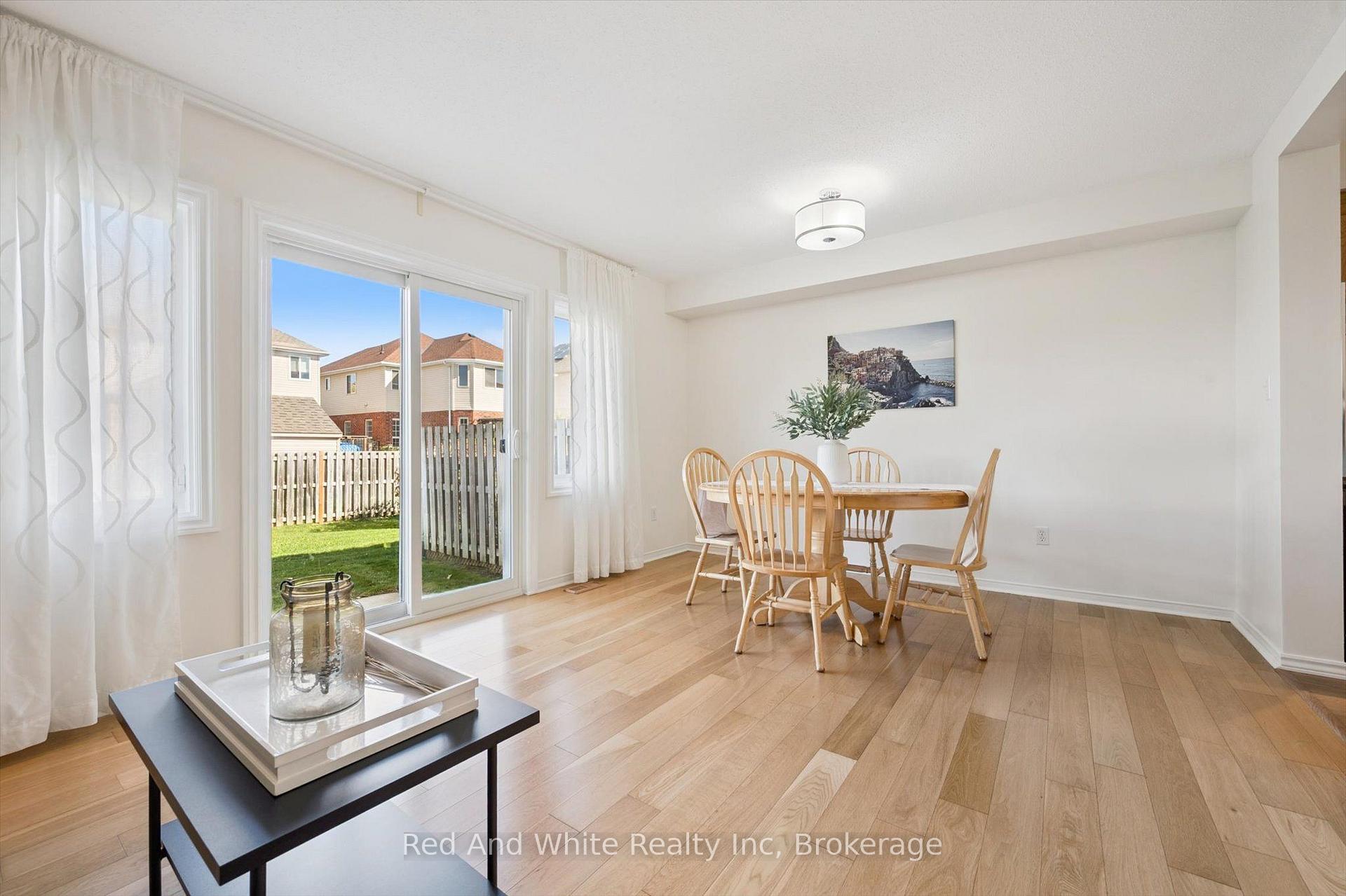 Photo 11 of Unit 3, 151 Clairfields Drive E, Guelph, Pineridge/Westminster Woods — HOMEH