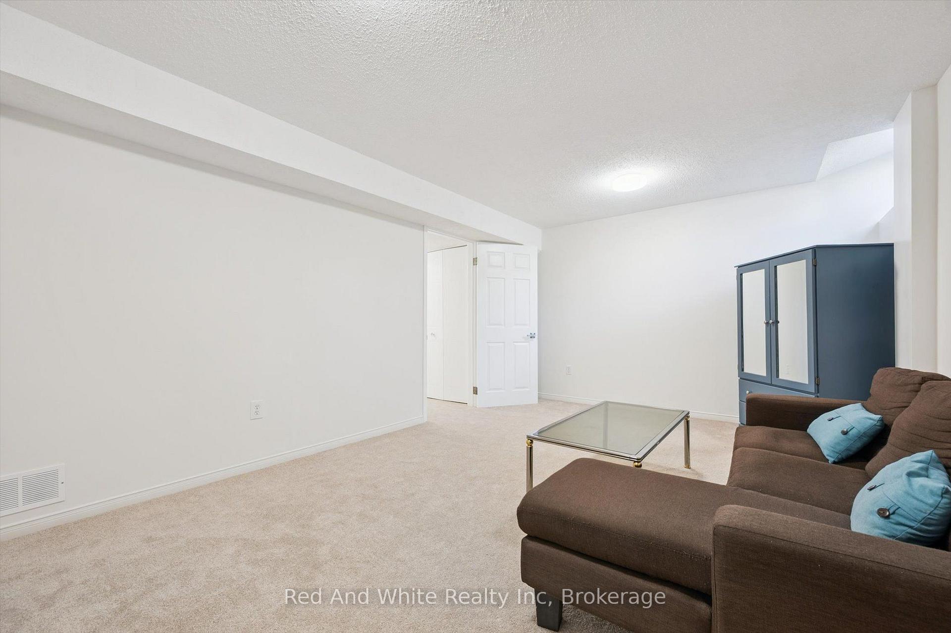 Photo 29 of Unit 3, 151 Clairfields Drive E, Guelph, Pineridge/Westminster Woods — HOMEH